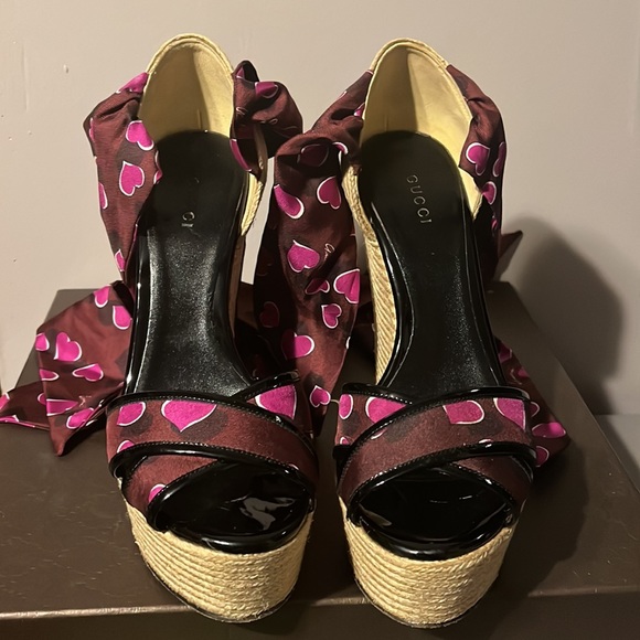 Gucci Platform Wedge Strappy Sandels - Picture 6 of 9